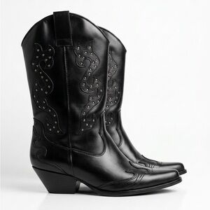 Black Western Leather Boots With Studs